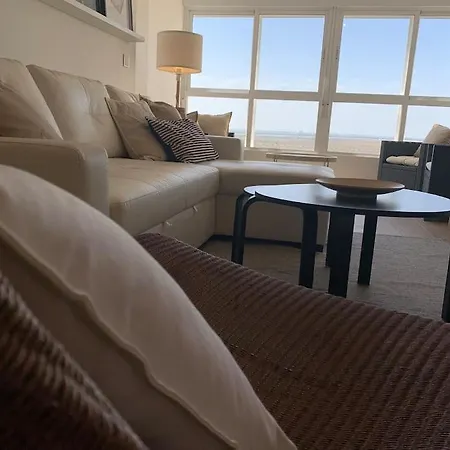 Apartment Azvalia - Valdelagrana Mirador De La Bahia, Playa, Piscina, Parking, Vistas ! El Puerto de Santa Maria